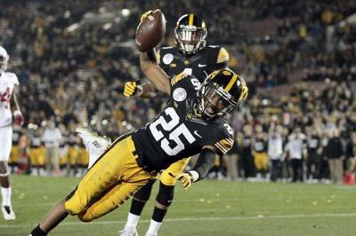 Hawkeyes Wr Lots of Hawkeyes return to figure out the championship thing | Sports ...