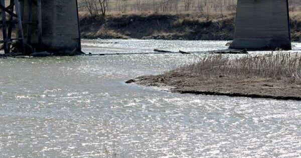 Iowa voters who care about dirty water have clear choices