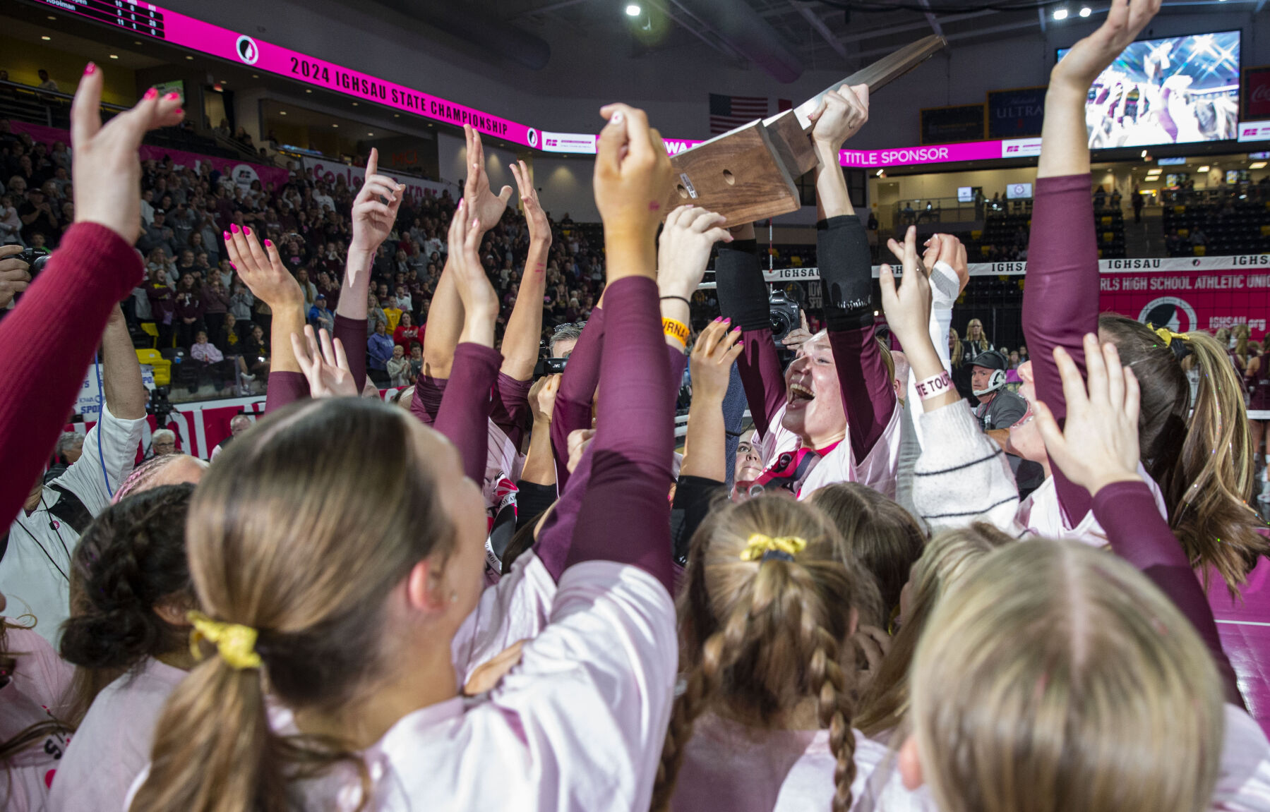 Iowa high school state volleyball 2024: Thursday’s championship scores ...