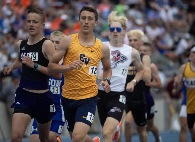 Photo gallery: Day 3 Iowa High School State Track & Field Championship ...