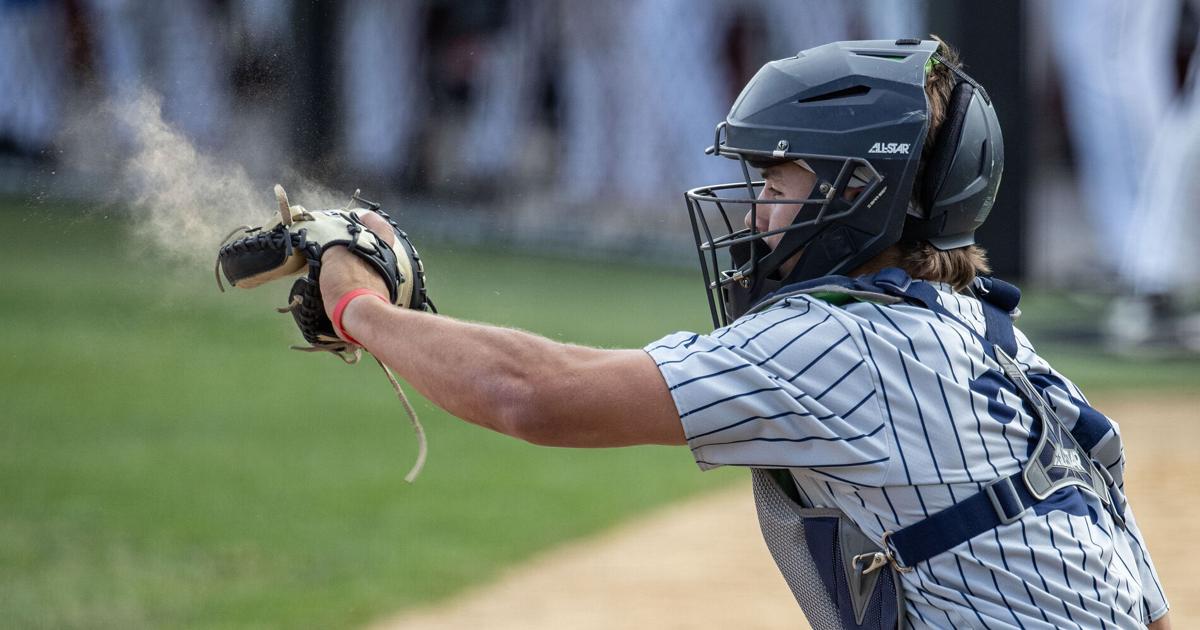 Prairie-Xavier split DH, as future Hawkeyes show worths