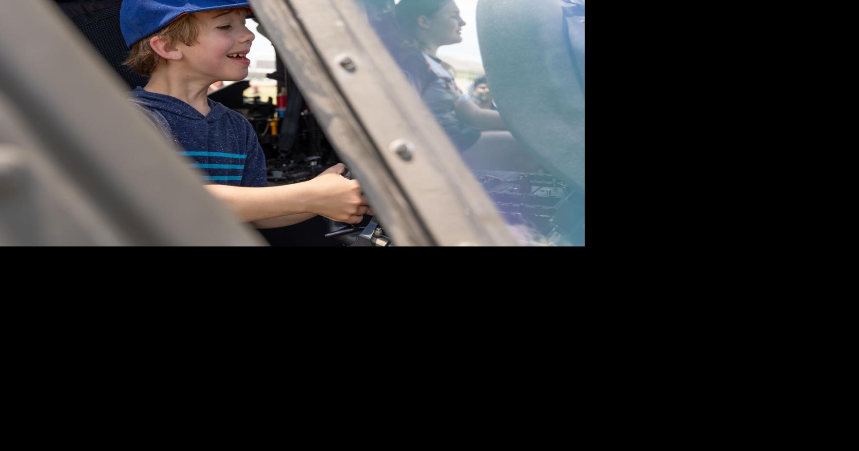Photo Gallery: Collins Aerospace hosts Community STEM Day