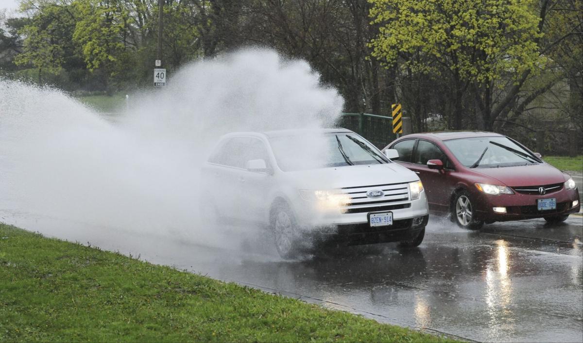 Milton: Environment Canada Warns of Strong Winds – The Milton Reporter