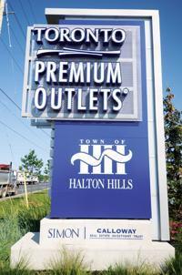 Toronto Premium Outlets open in Halton Hills - Toronto