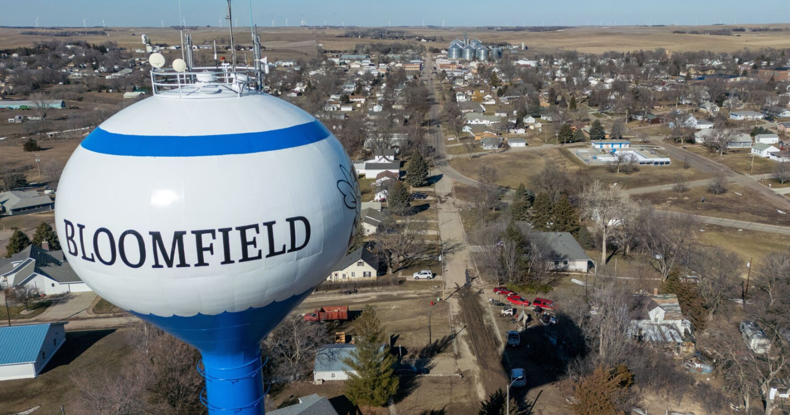 Nebraska town mourns after community icon, employee killed - Vimarsana News