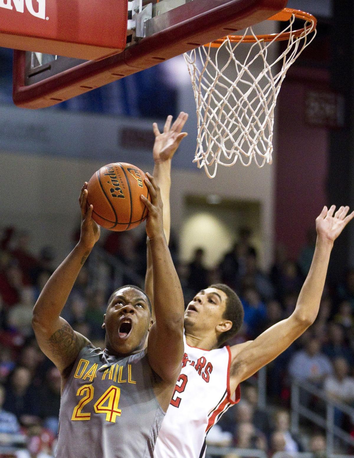 Oak Hill Nips Packers 59 54 Sports Theindependent Com
