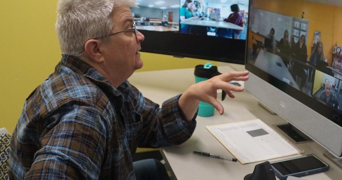 Online learning at Central Community College on the move Online learning at Central Community College on the move