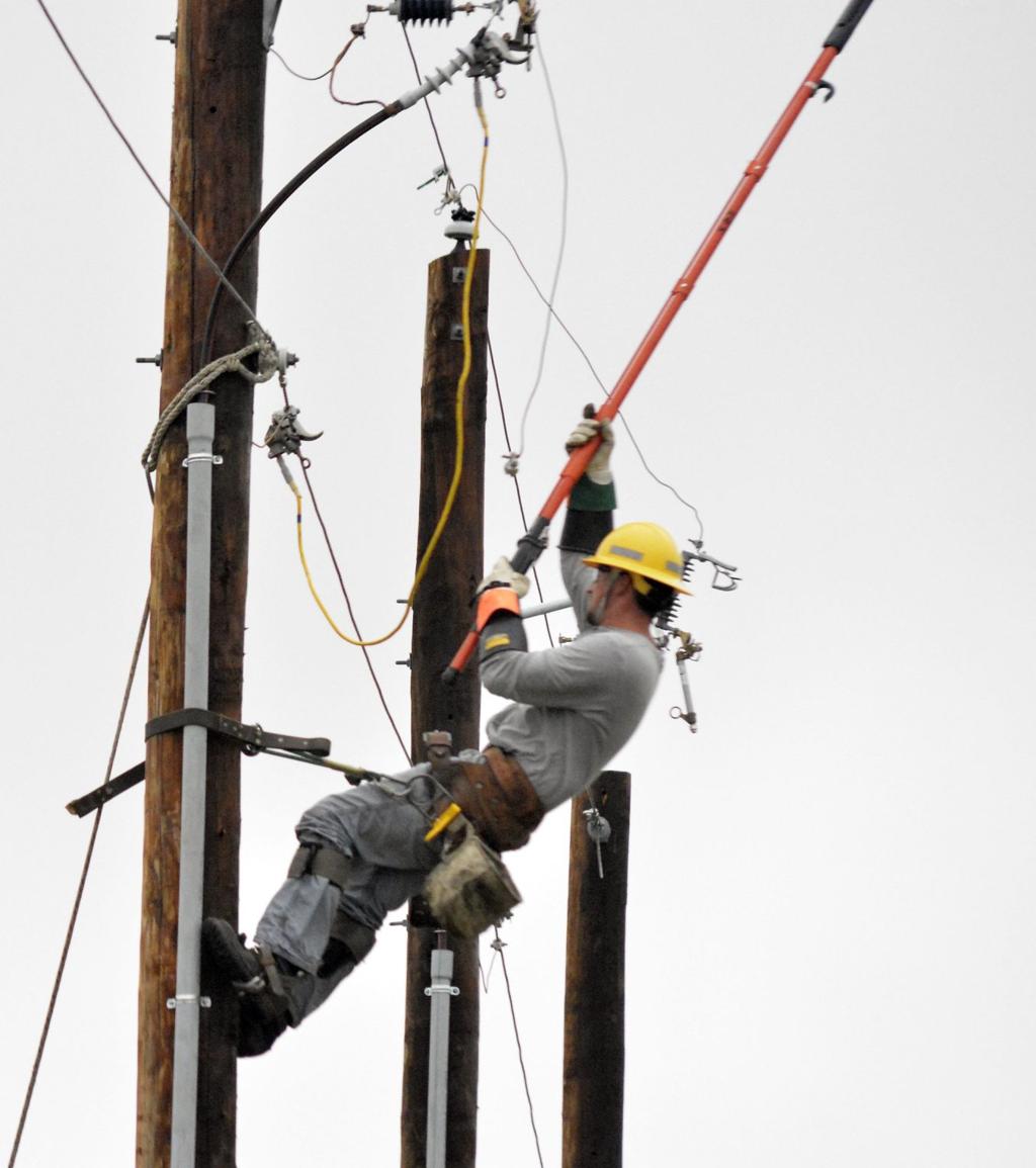 Powerline Workers Used To Inclement Weather Local News