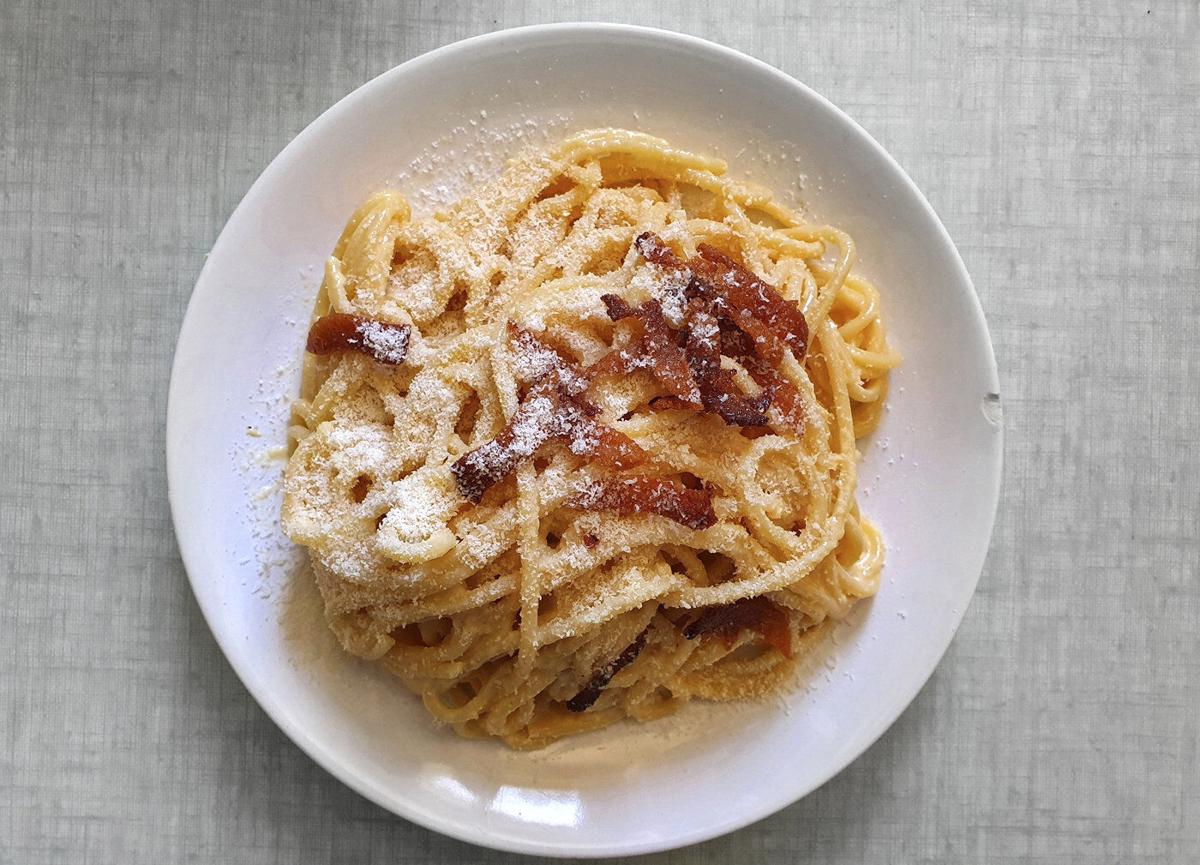 Top Italian Chef Shares Easy Recipe For Spaghetti Carbonara At Home Food Theindependent Com