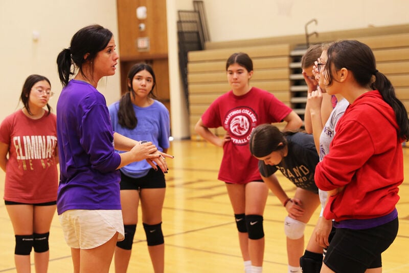 Grand Island coach teaches fundamentals of volleyball, character