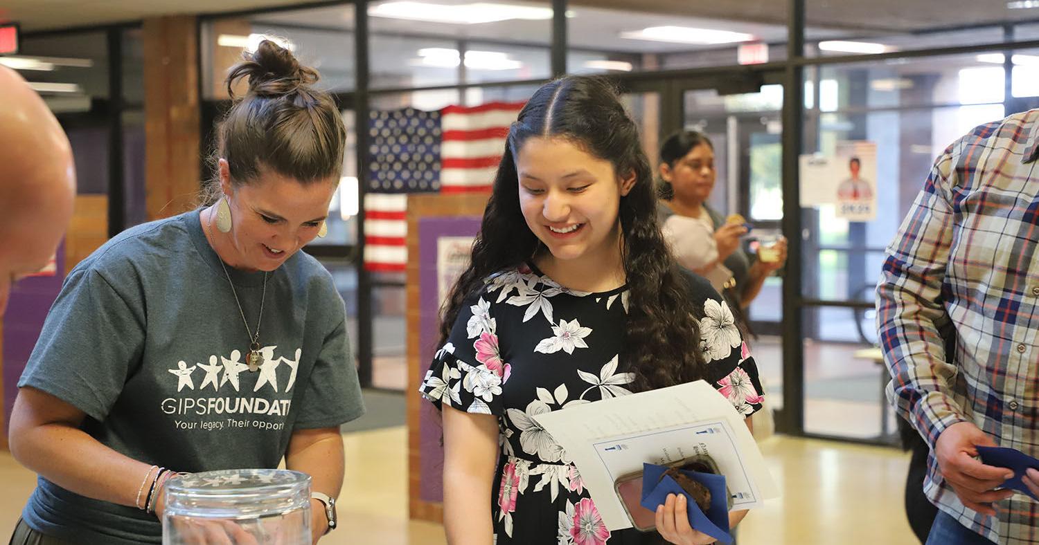 Walnut Elementary inducts school's first-ever cohort of National Junior Honor Society students - Vimarsana News