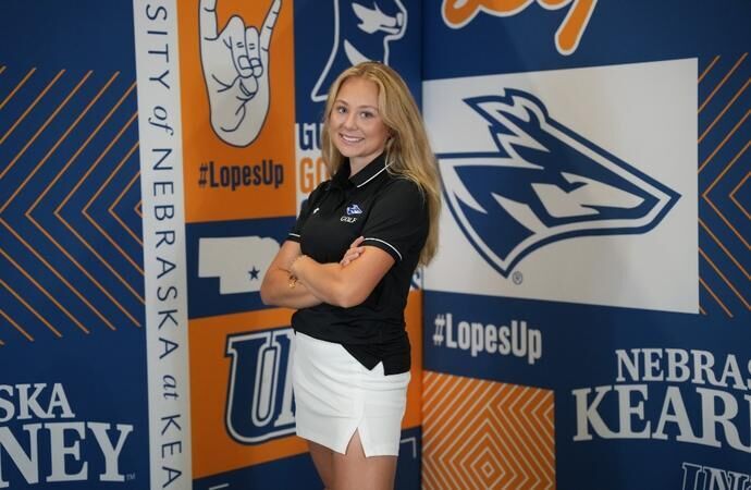 Freshmen Named to All-Region Squad