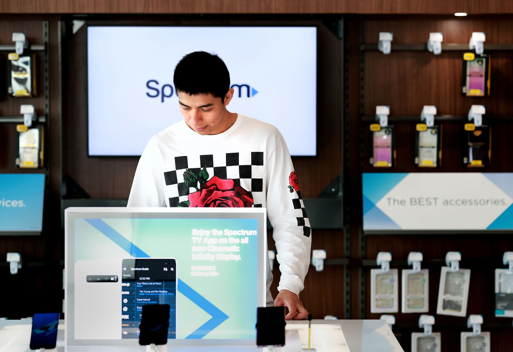 Spectrum Mobile opens its first retail store in Nebraska