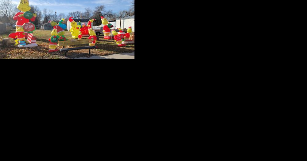Comstock transforms to Christmas village - Vimarsana News