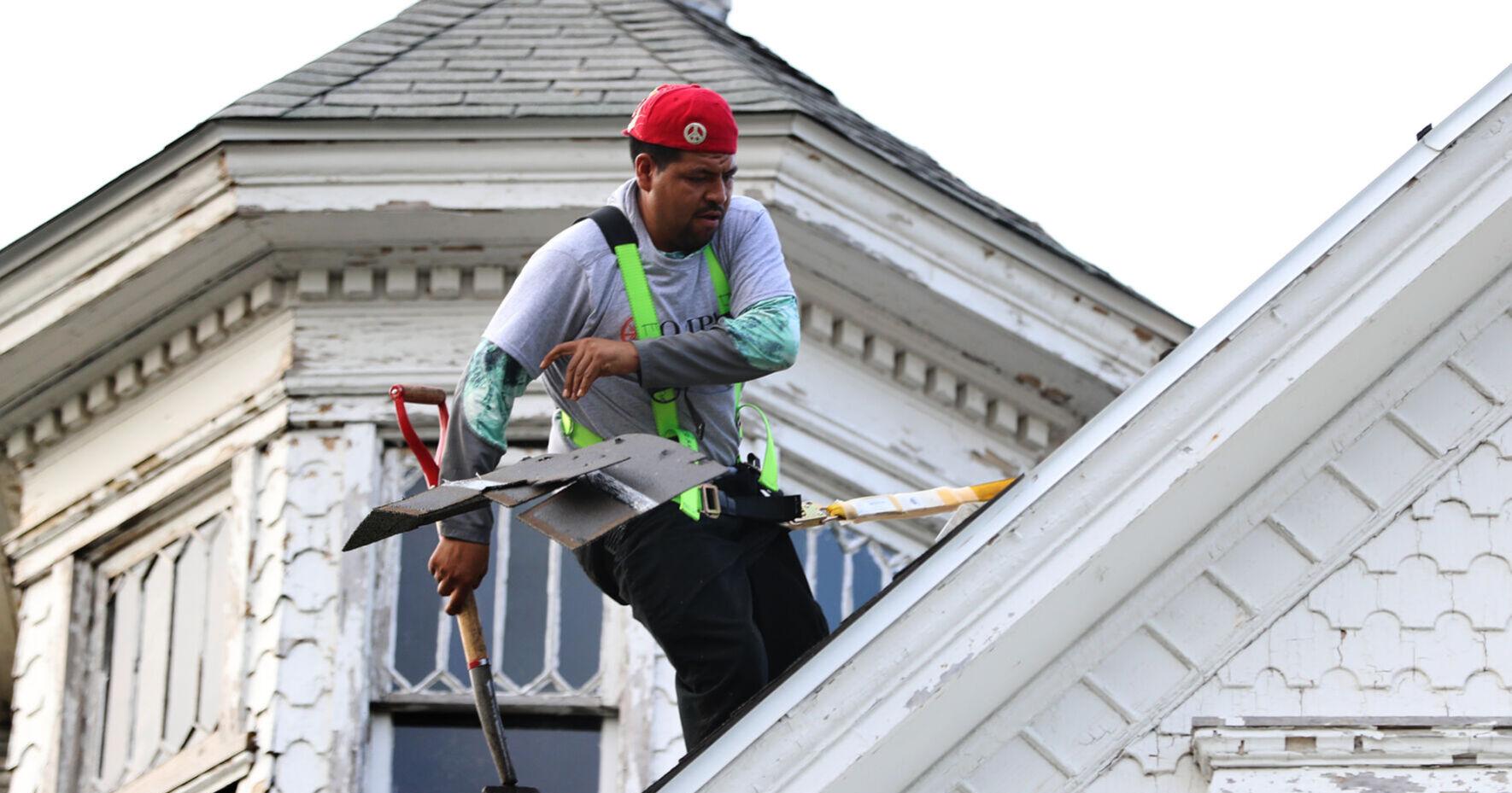 Roofing company gives historic Grand Island Hargis House a new roof - Vimarsana News