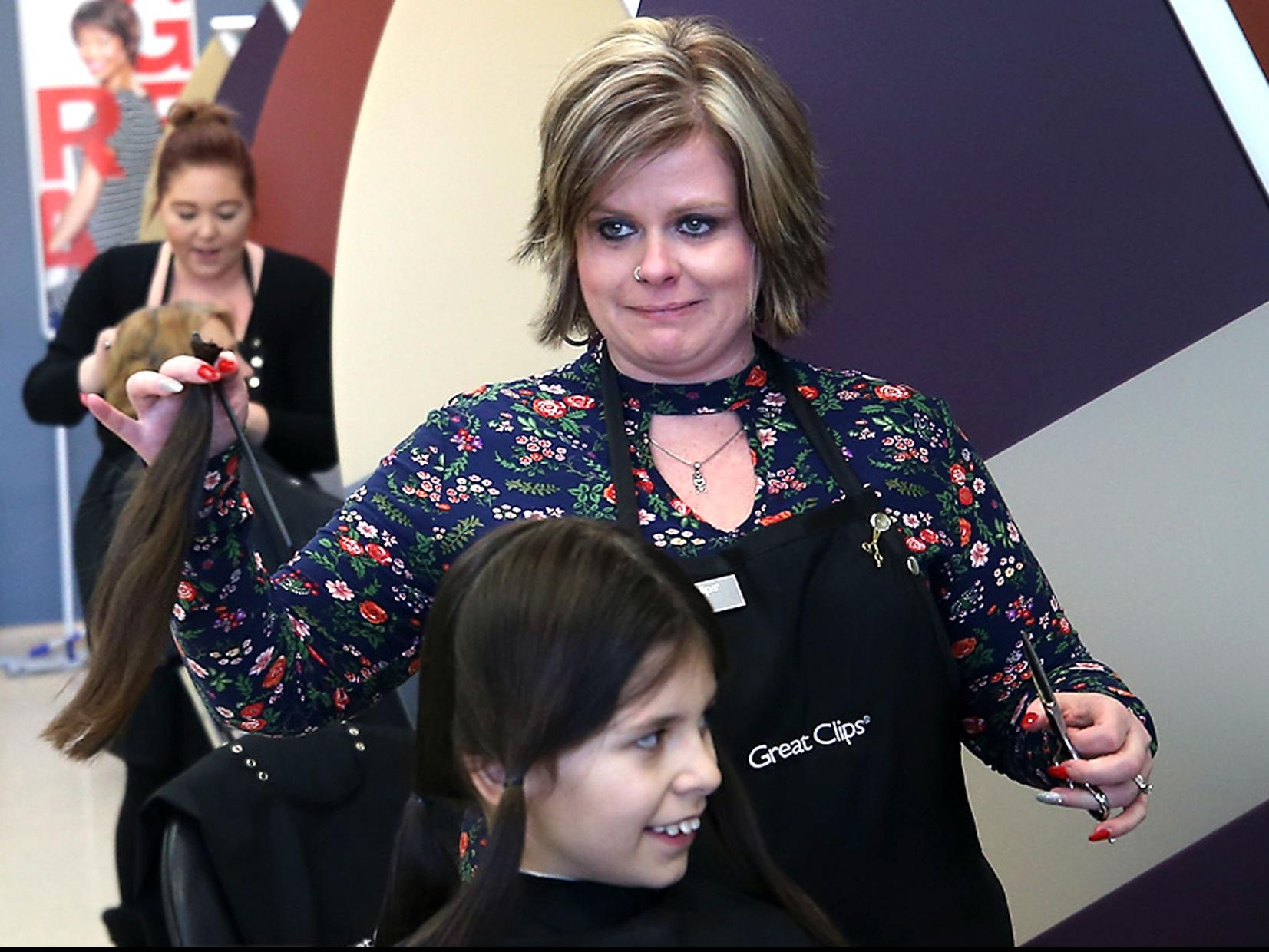 Miller Grows Out Hair Cuts It To Donate To Benefit Kids With Cancer Local News Theindependent Com