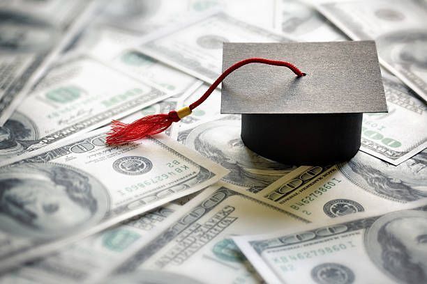 Student Loan Refinance Calculator: Estimate Your Payments