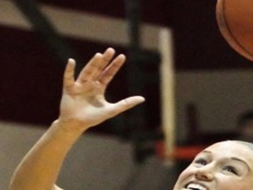 No 3 Centura Shuts Down No 7 Ravenna 54 33 Sports Theindependent Com