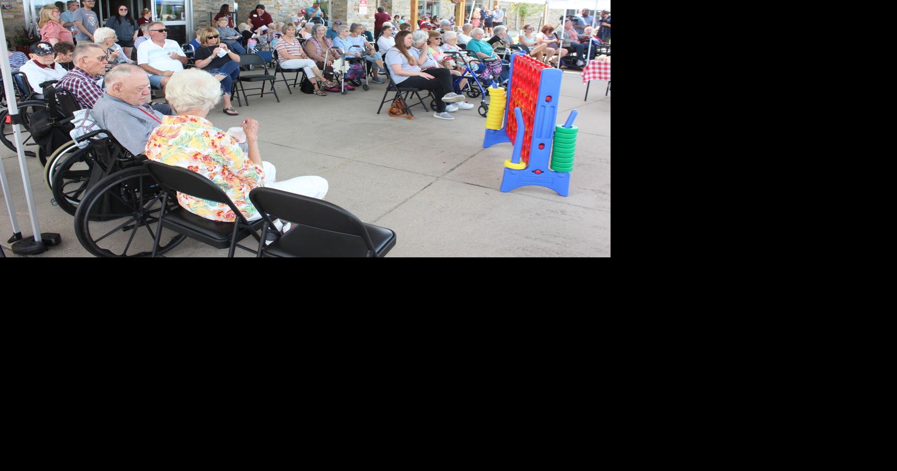 Retirement community holds outdoor party