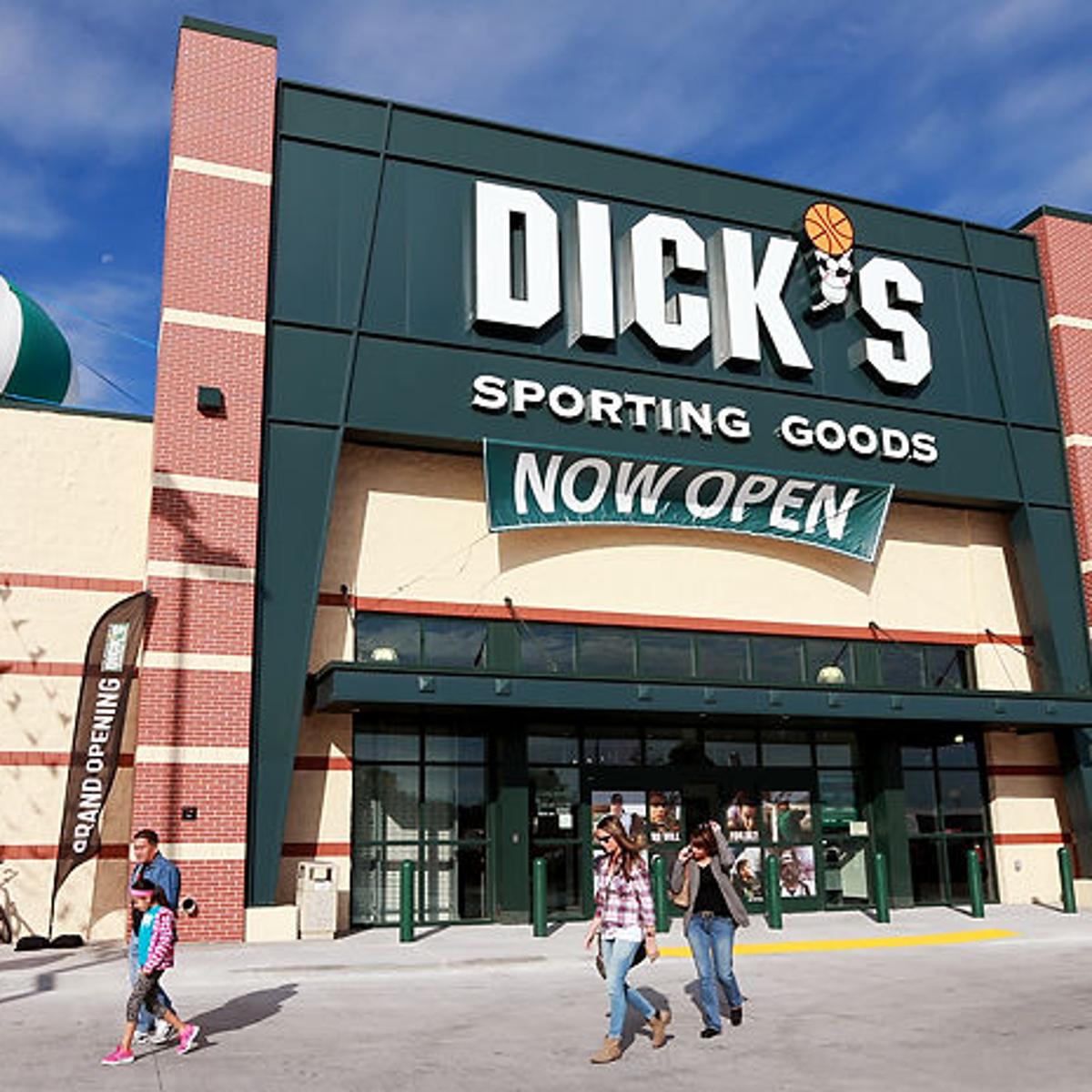 Dick S Sporting Goods Opens In G I News Theindependent Com