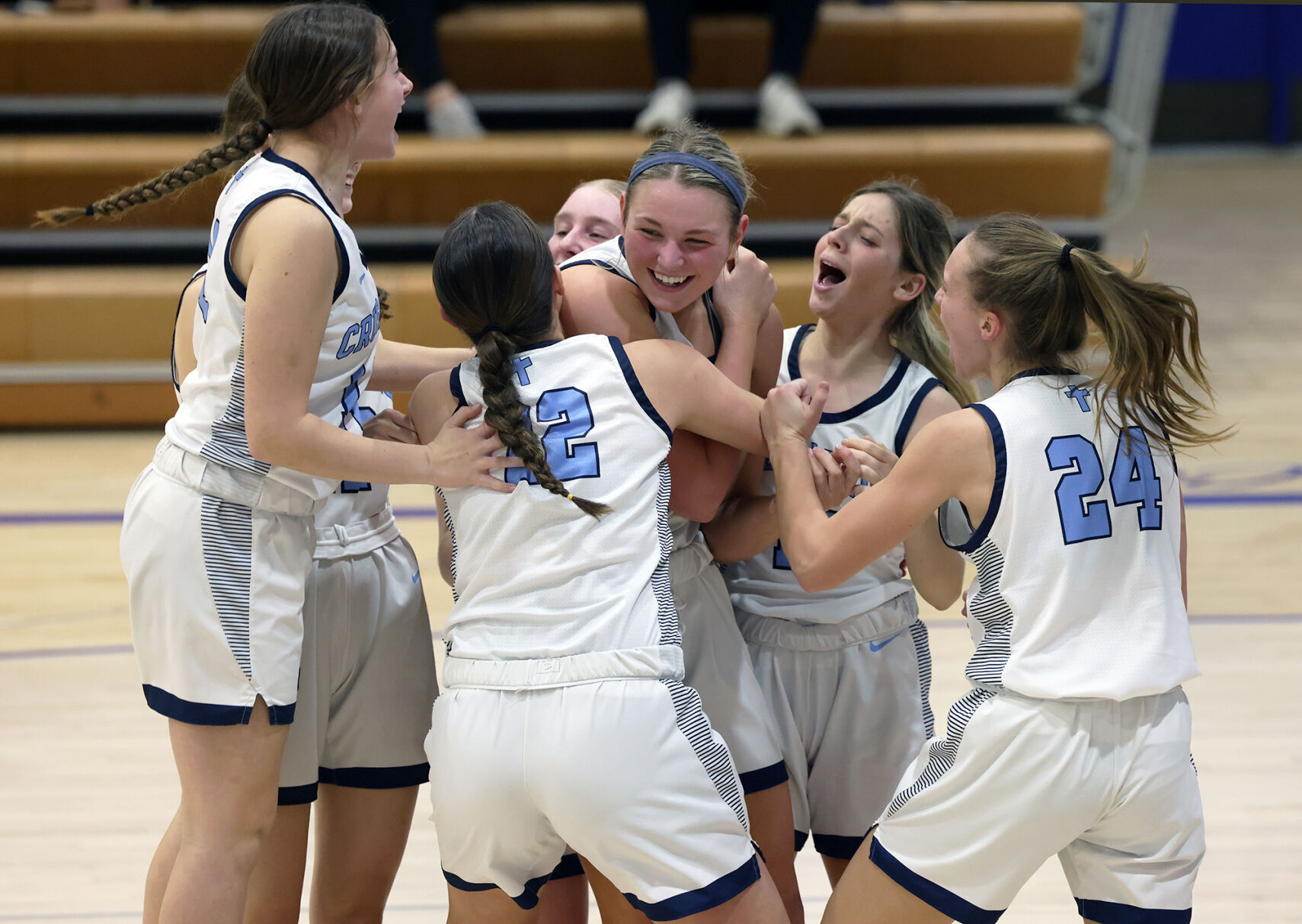 Girls Basketball: Grand Island Central Catholic Wins Title