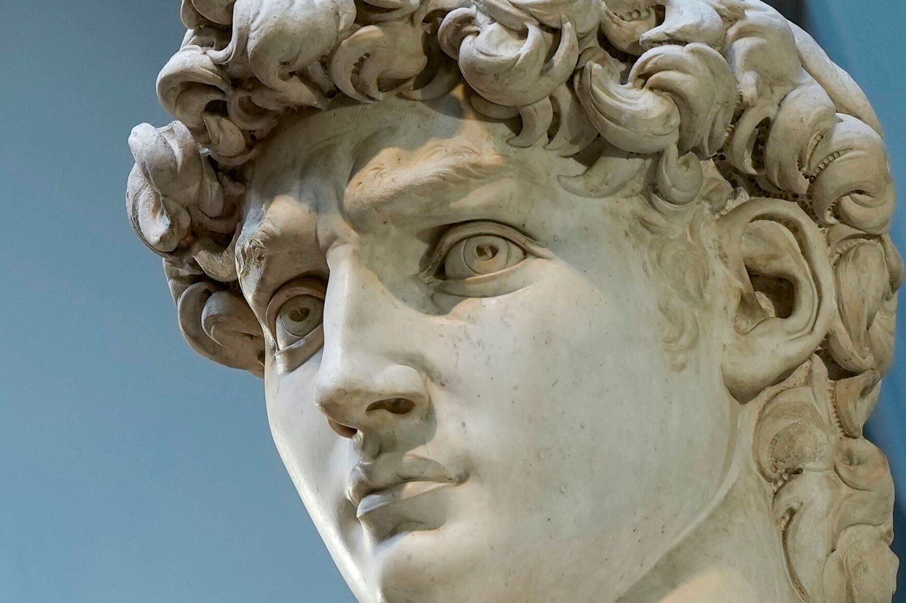 Italy fights against tacky souvenirs of Michelangelo's David