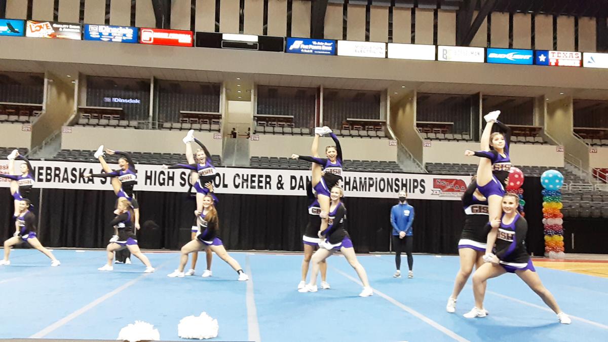 Grand Island Senior High cheerleaders compete at Nebraska State high ...
