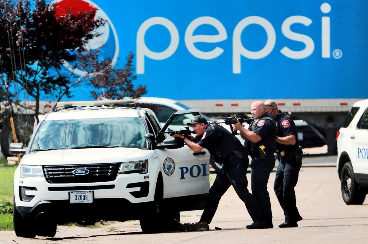 1018_Police_in_action.jpg