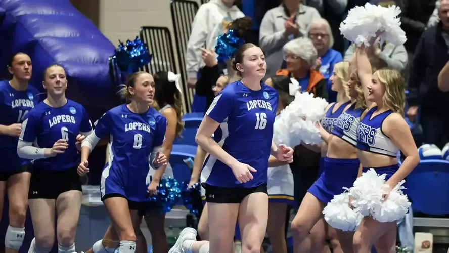 ‘The Fit We’re Always Looking For’: Davis Brings Small-School Mentality to UNK Volleyball