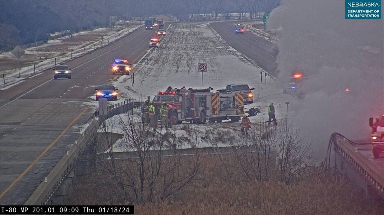 Semi crash shuts down westbound I 80 near Brady