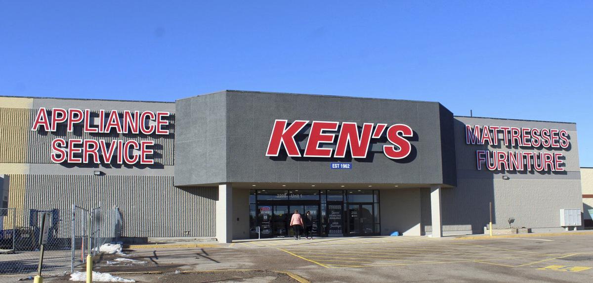 New location, same neighborhood Ken’s moves to Northwest Commons
