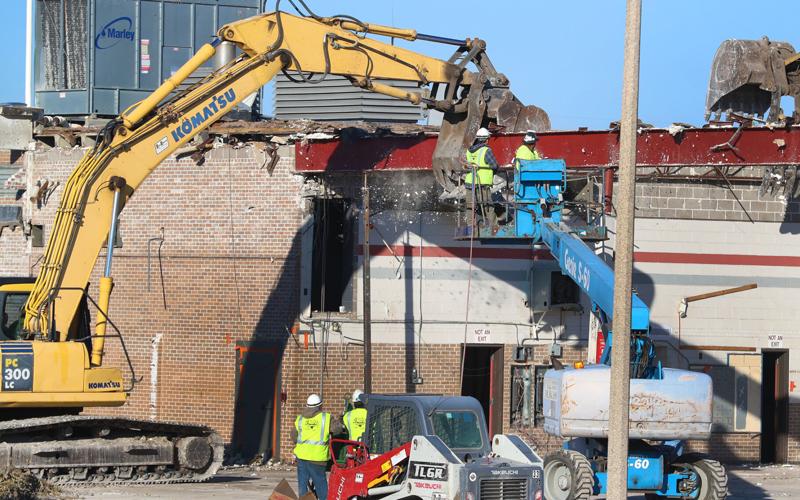 Demolition underway at old downtown Grand Island post office