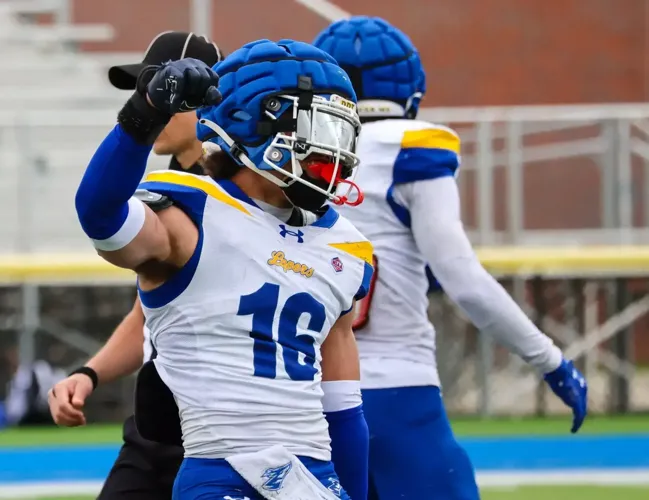 Football Wraps Up Spring with a Competitive Scrimmage
