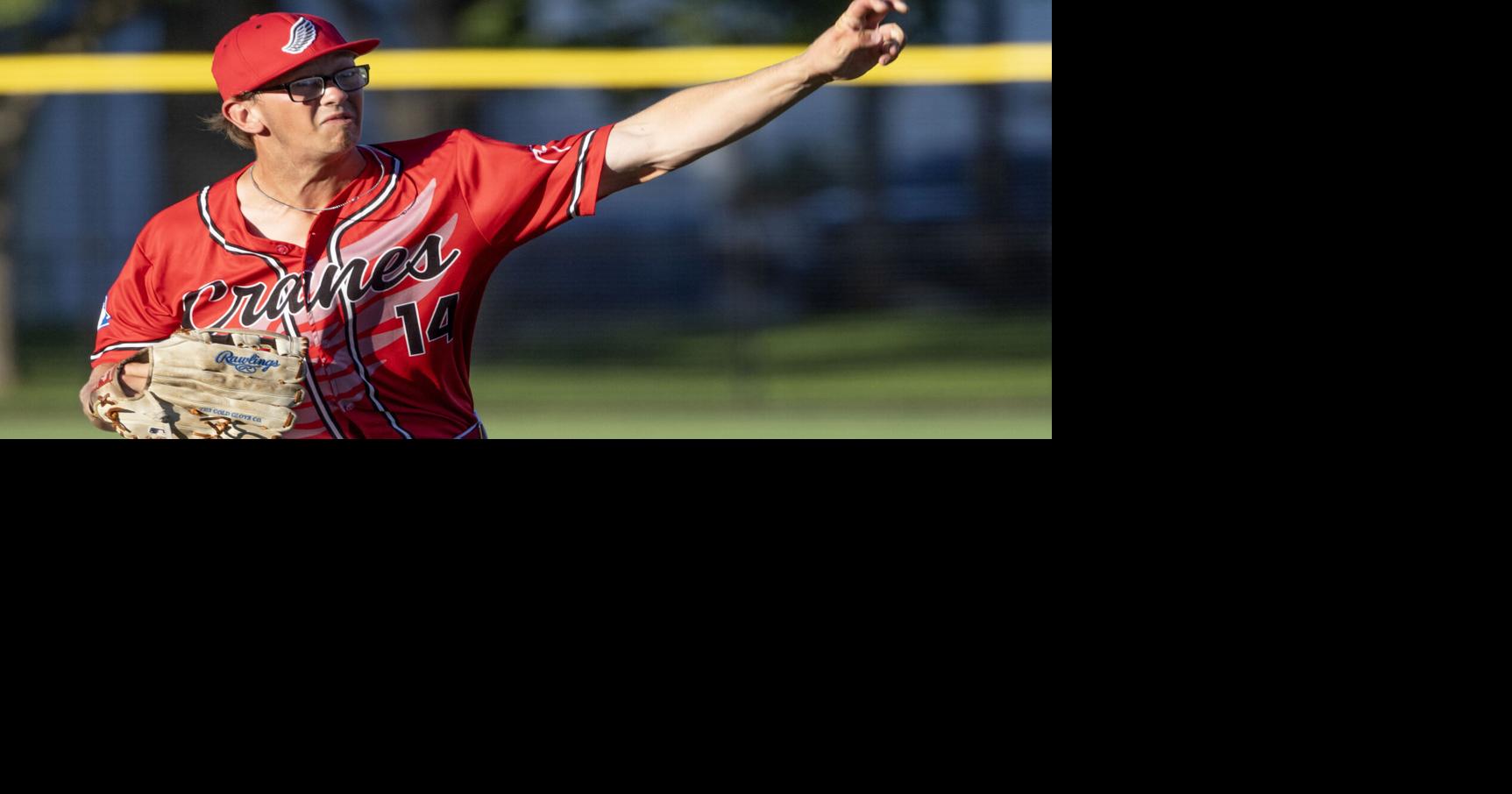 Fightin Cranes' miss the mark in 8-3 loss to Sodbusters