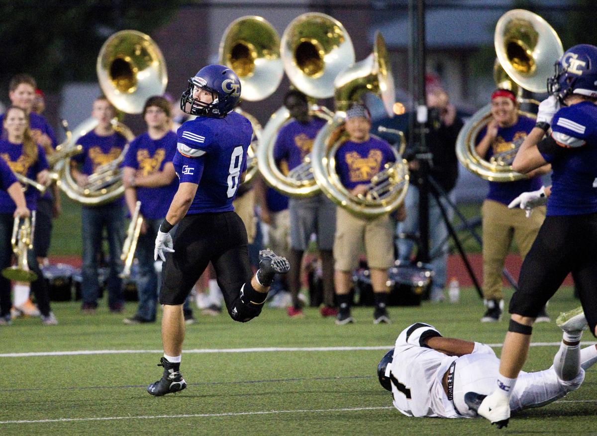 Islanders Earn Emotional Win Over Burke Sports Theindependent Com