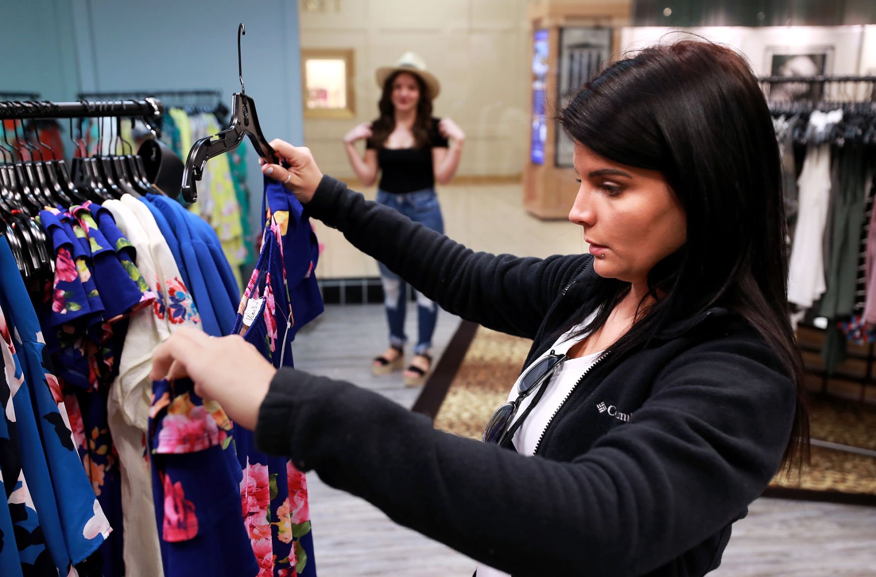 New women s retailer opens at Conestoga Mall