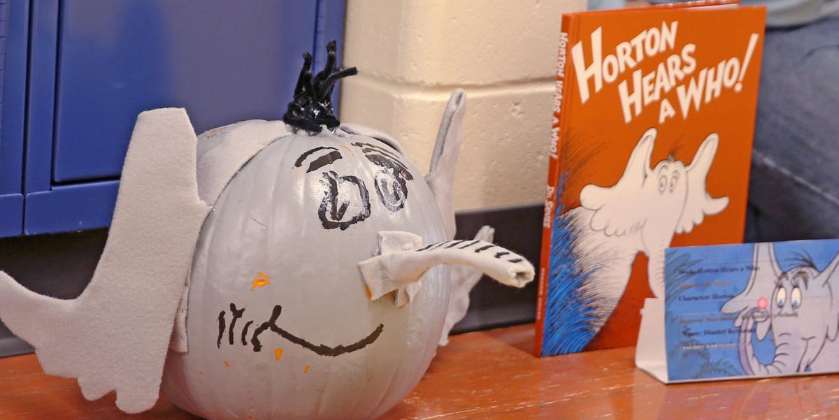 Shoemaker Elementary students pair pumpkins with their favorite books ...