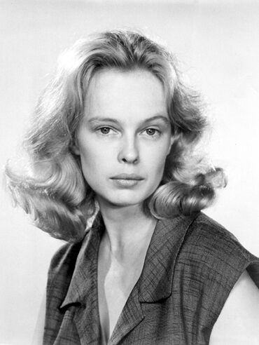 Hastings Museum to host Sandy Dennis film festival