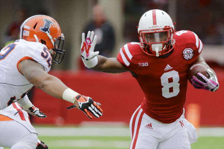 Ameer Abdullah, No. 21 Nebraska run over Illinois