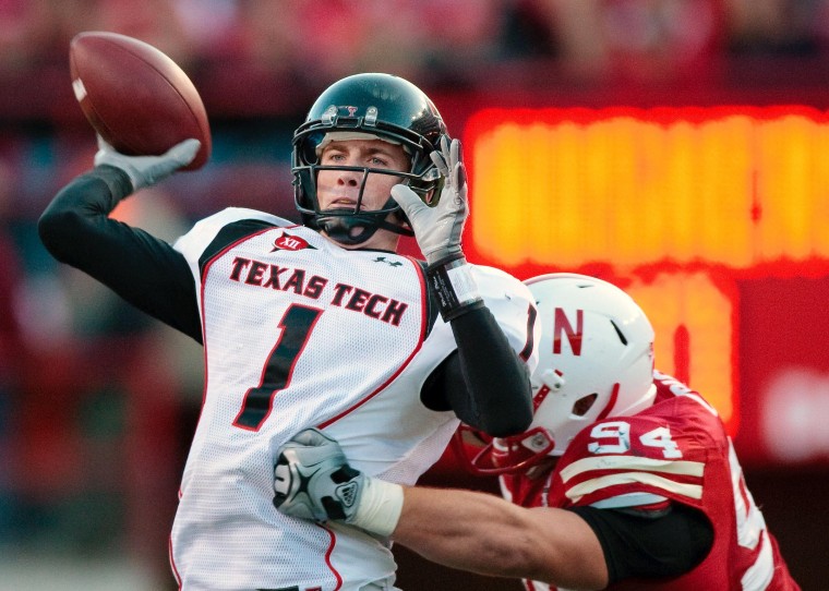 New coach, familiar Texas Tech QB question