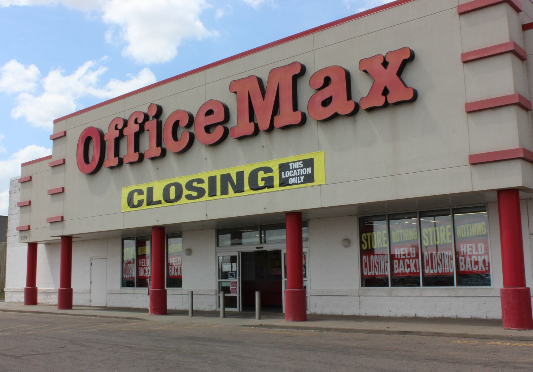 OfficeMax Closure in Grand Island