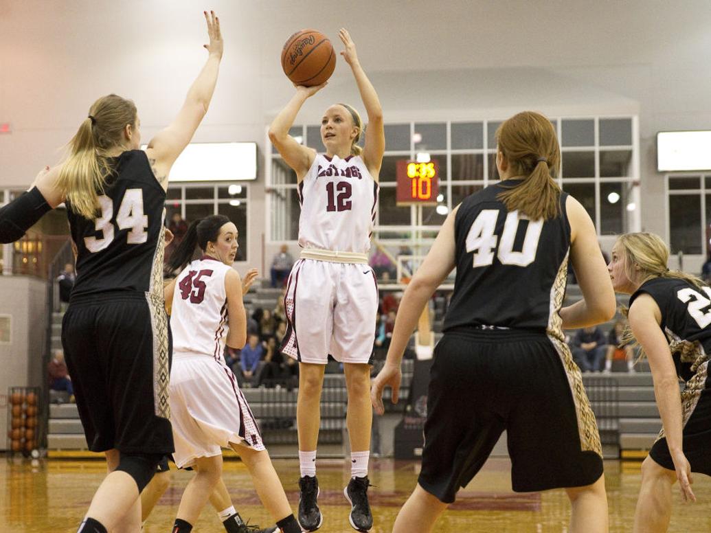No 19 Hastings College Women Top Nwu Sports Theindependent Com