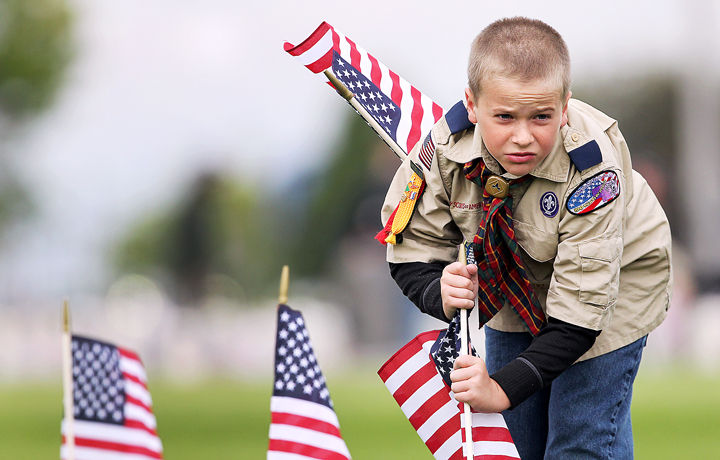 Boy Scouts decorate veterans' graves for Memorial Day | Local News ...