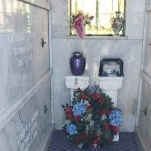 Vase and two urns taken - Vimarsana News