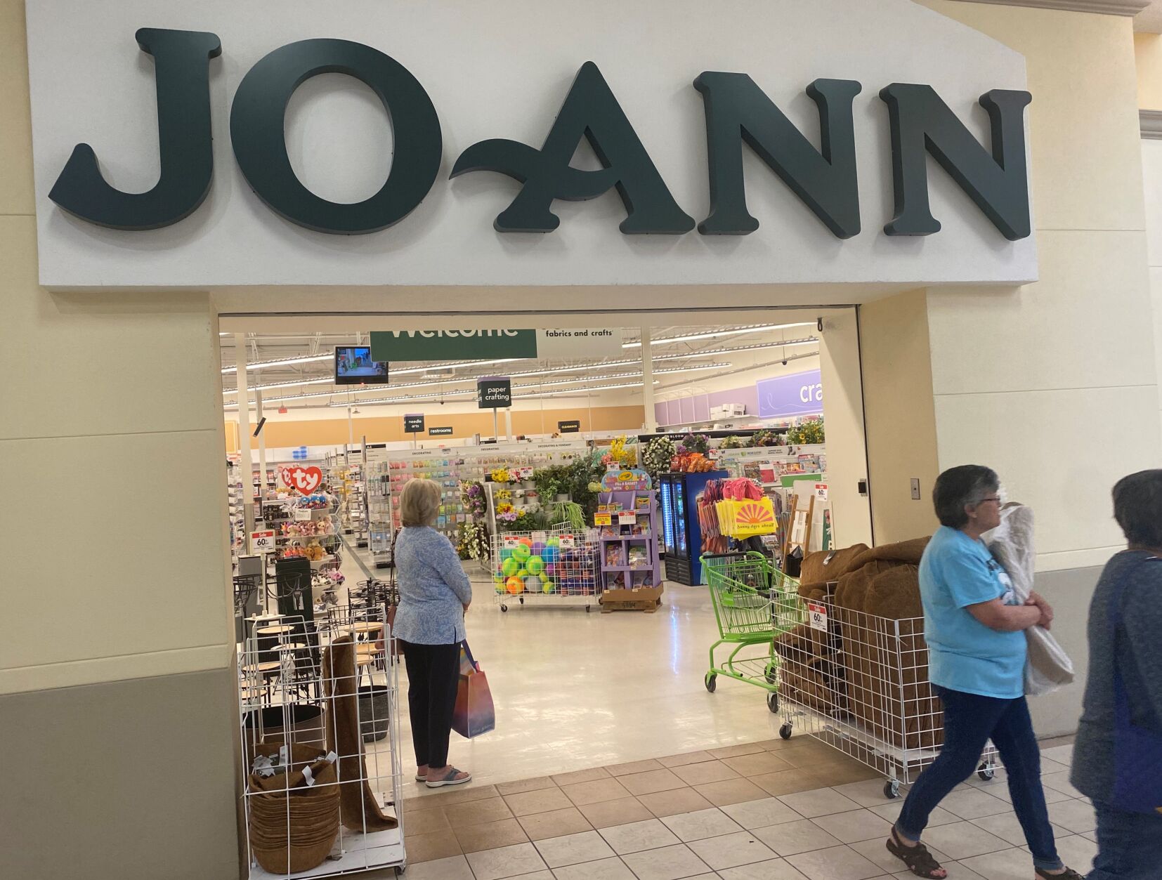 Joann fabrics deals near me