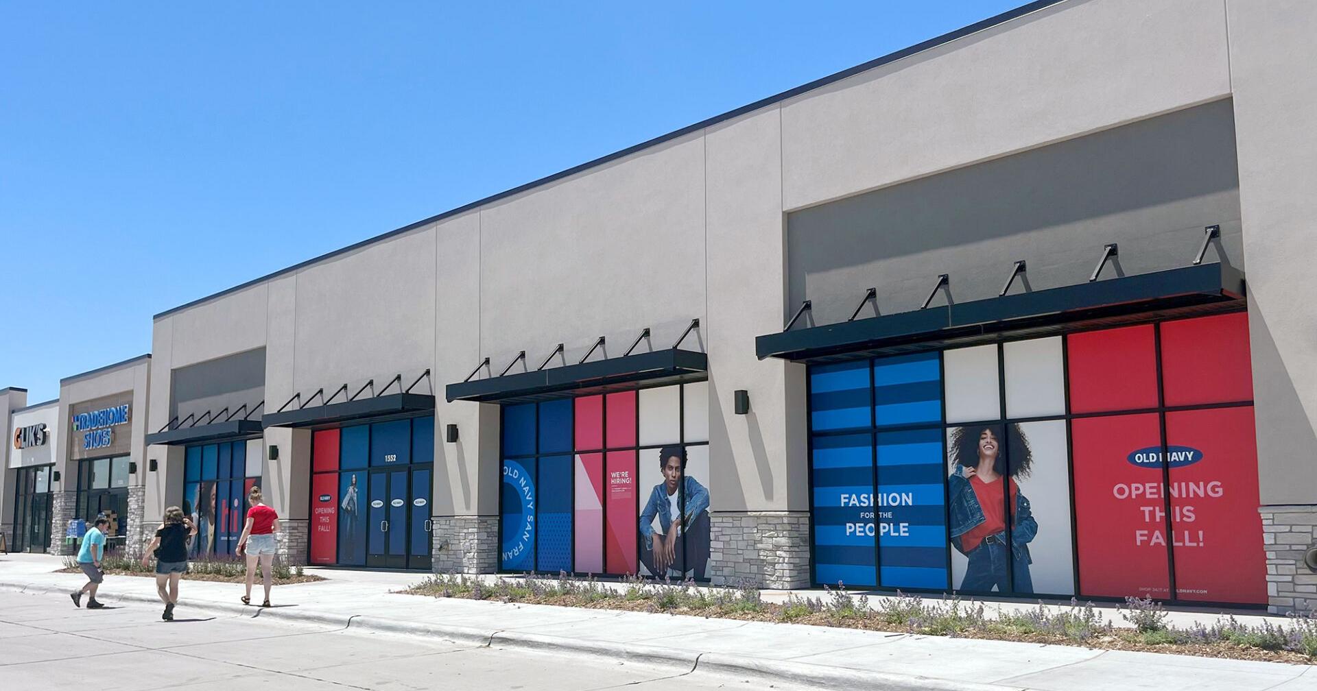 Old Navy to open in Conestoga Marketplace - Vimarsana News