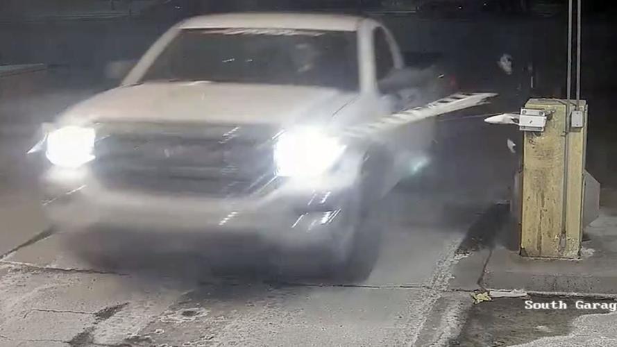 Police accuse Omaha man of trying to run over officers before crashing