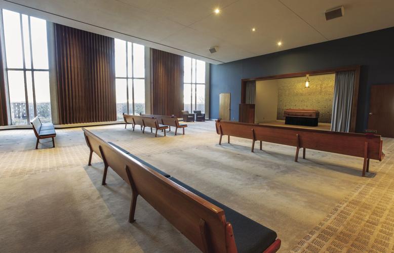 Ira Kaufman Chapel Introduces Driveup Greeting Lines for Funerals