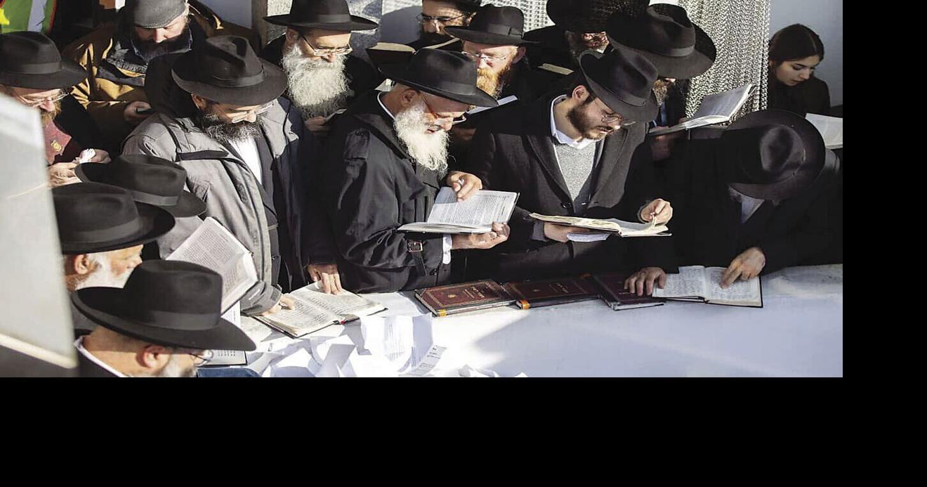 Michigan Rabbis Join 6,500 Global Leaders at Chabad Conference ...