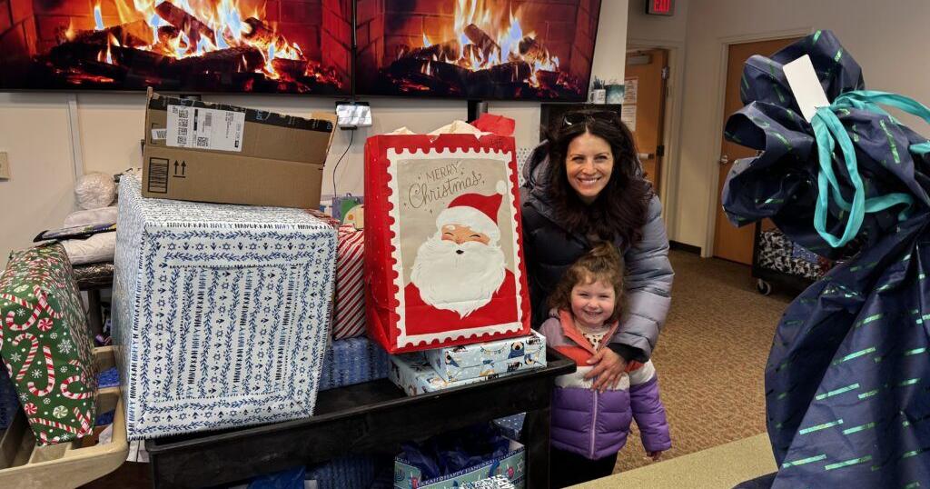 JFS Adopt a Family Program Delivers a Bright Holiday Season